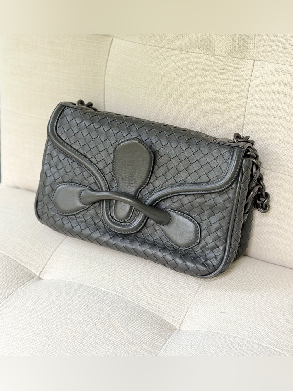 Bottega Veneta Rialto Intrecciato Shoulder Bag - Picture 8 of 10